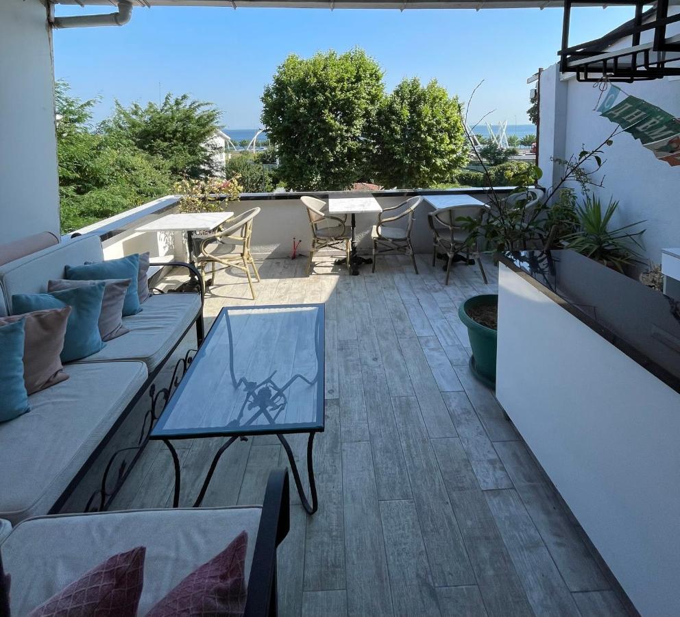 Arat Apartments Истанбул Екстериор снимка
